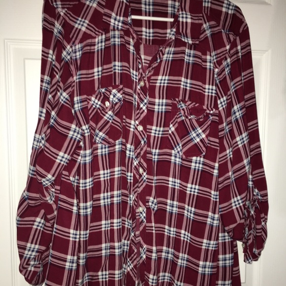 torrid Tops - 😍SALE😍Torrid plaid button up top! Size 4